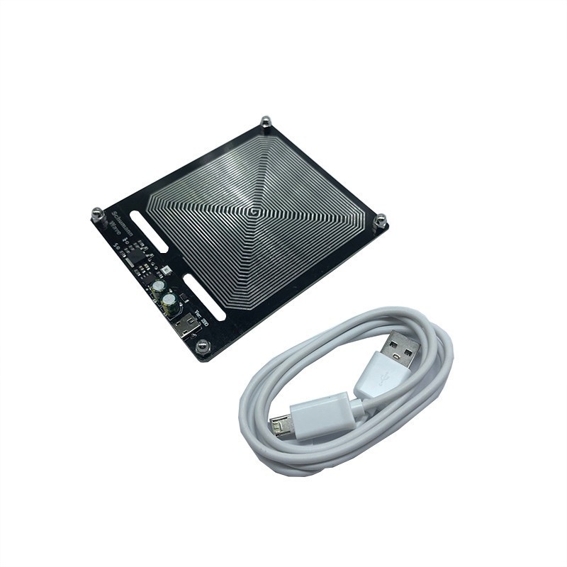 PAREK Šumannos bangų generatorius — grynas sinusinis signalas su FM, diapazonas 0,01 Hz–100 kHz, Maitinimas 5V 1A