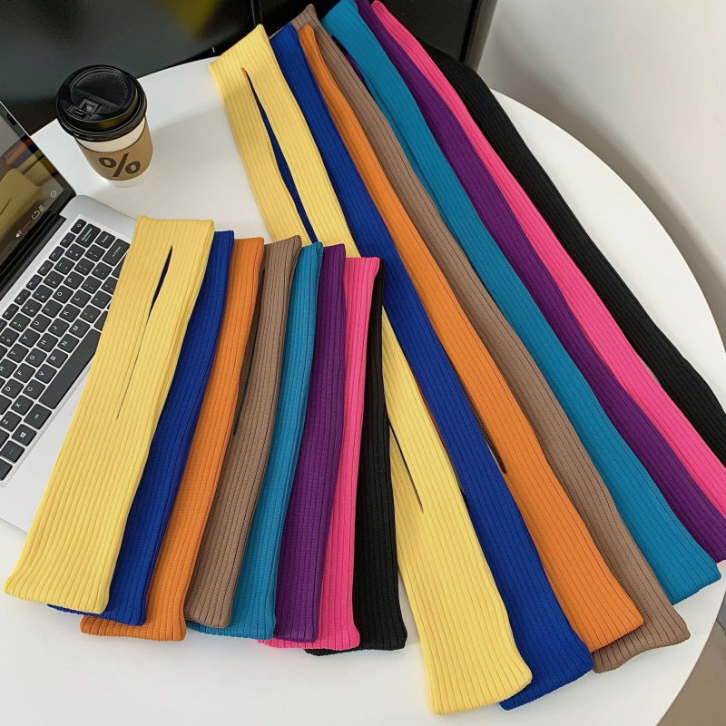 Megzta crossbody rankinė, vertikalus kvadrato formos, unisex mobiliojo telefono krepšys (poliesteris; atidarytas; be skyrių; ruduo 2025)