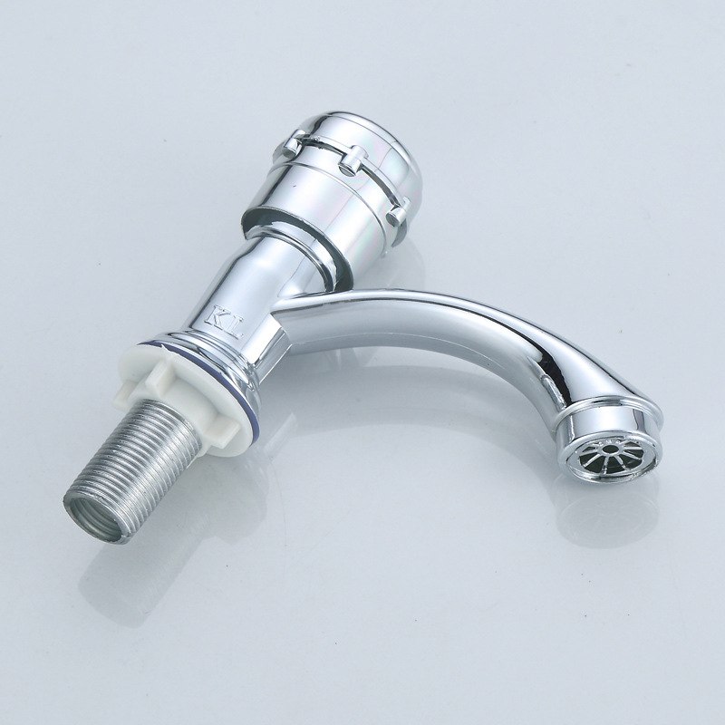 Пластмасов кран за умивалник с керамичен клапан, номинално налягане 0,8 MPa, монтаж тип колонна, диаметър вход/изход 4 точки