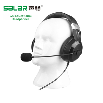 USB juhtmega peakomplekt sisseehitatud helikaardiga ja mikrofoniga, 40 mm draiverid, sagedusvahemik 20 kHz, takistus 32 Ω, kaabli pikkus 2,7 m