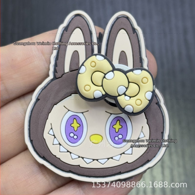 Labubu Vaikų minkštas plastikinis emblema/badge batams, kepurėms, maišeliams ir drabužiams (Medžiaga: Drip plastic; Prekės ženklas: Have fun; Tinkama naudoti: batų, kepurių, maišų, drabužių)