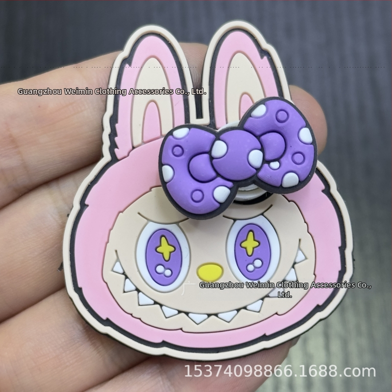 Labubu Vaikų minkštas plastikinis emblema/badge batams, kepurėms, maišeliams ir drabužiams (Medžiaga: Drip plastic; Prekės ženklas: Have fun; Tinkama naudoti: batų, kepurių, maišų, drabužių)