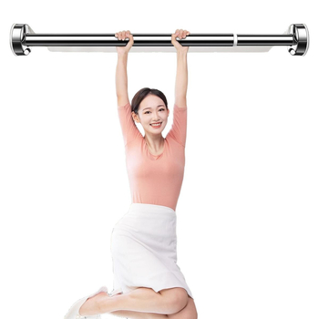 Teleskopinė sieninė drabužių džiovyklė lazdelė — nerūdijančio plieno, vonios kambarys, šiuolaikiškas minimalistinis stilius, išleista 2024 m.