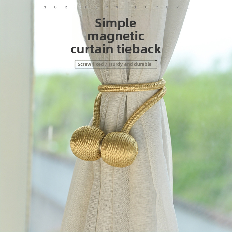 Otu Ou magnētiskā aizkaru sprādze, mūsdienīgs minimālisma stils, materiāls: magnēts, zīmols: Otu Ou, licencēta privāta zīmola etiķete