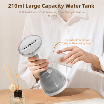 Drēbju tvaika gludināšanas ierīce ar dubultu mehānisku attālināto vadību; automašīnas barošana; 1200W; tilpums 1,9–2,2 l; otra temperatūras iestatījuma pakāpe