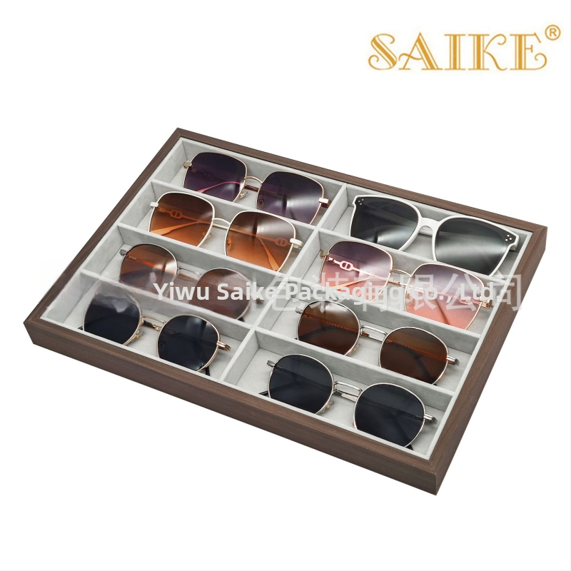 Koka gredzenu izstādei ar valriekstu rakstu, ar nodalījumiem 8, 12 un 24