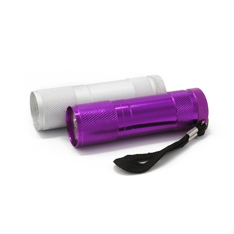 9-LED baterijas lukturis, alumīnija korpuss, manuāla darbība, 4.5V baterija, diapazons līdz 50 m