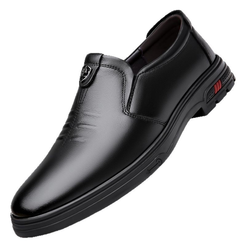 Férfi Slip-On cipő első réteg marhabőrből | felső: első réteg bőr; talp: gumi; lélegző; csúszásmentes; PU belső talp