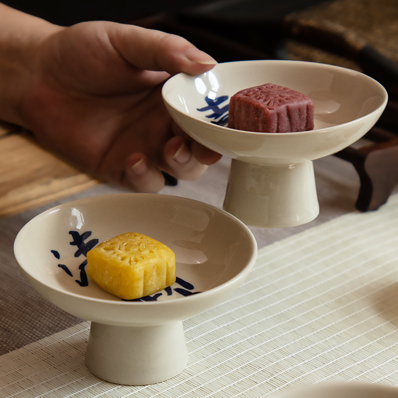 Κεραμικό πιάτο με χειροποίητη ζωγραφική, υψηλό πόδι για σερβίρισμα φρούτων και σνακ τσαγιού, ανθεκτικό σε φούρνο μικροκυμάτων, δυνατότητα εκτύπωσης λογότυπου και παραμετροποίησης