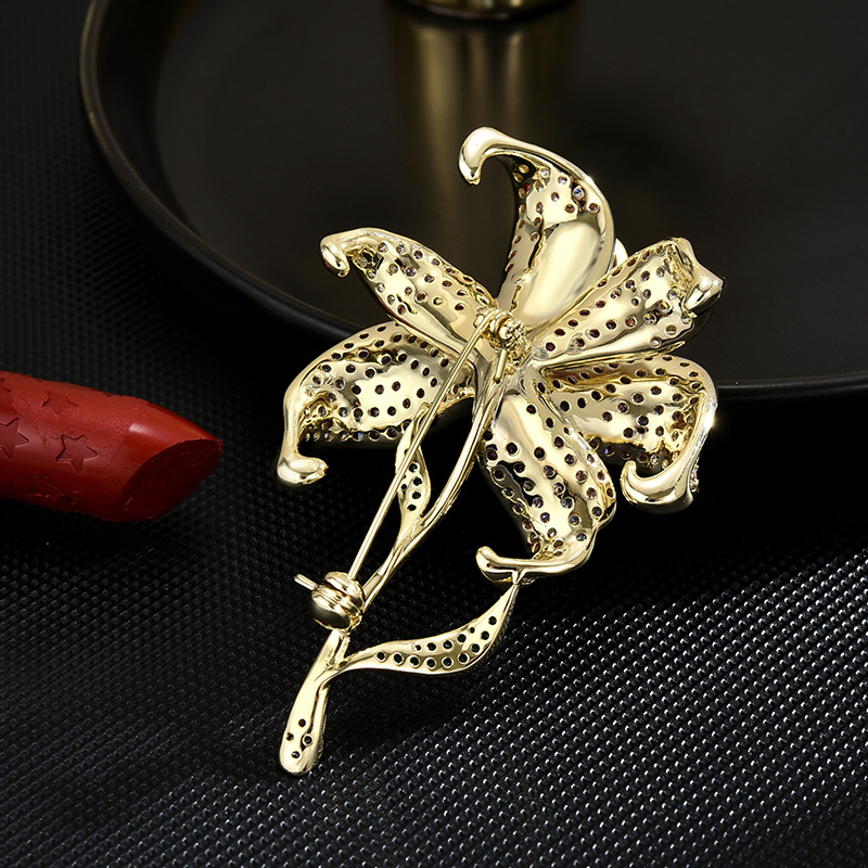 Bakrena cvjetna broš s dijamantnom obradom, Art Park, ženski korejski stil, dekorativni dodatak.