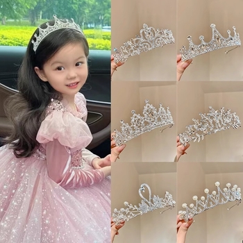 Παιδικό στέμμα για το κεφάλι με μαργαριρία και ψευτικούς λείθους, μεταλλικό, ηλεκτροπλατινωμένο, σε cartoon στυλ