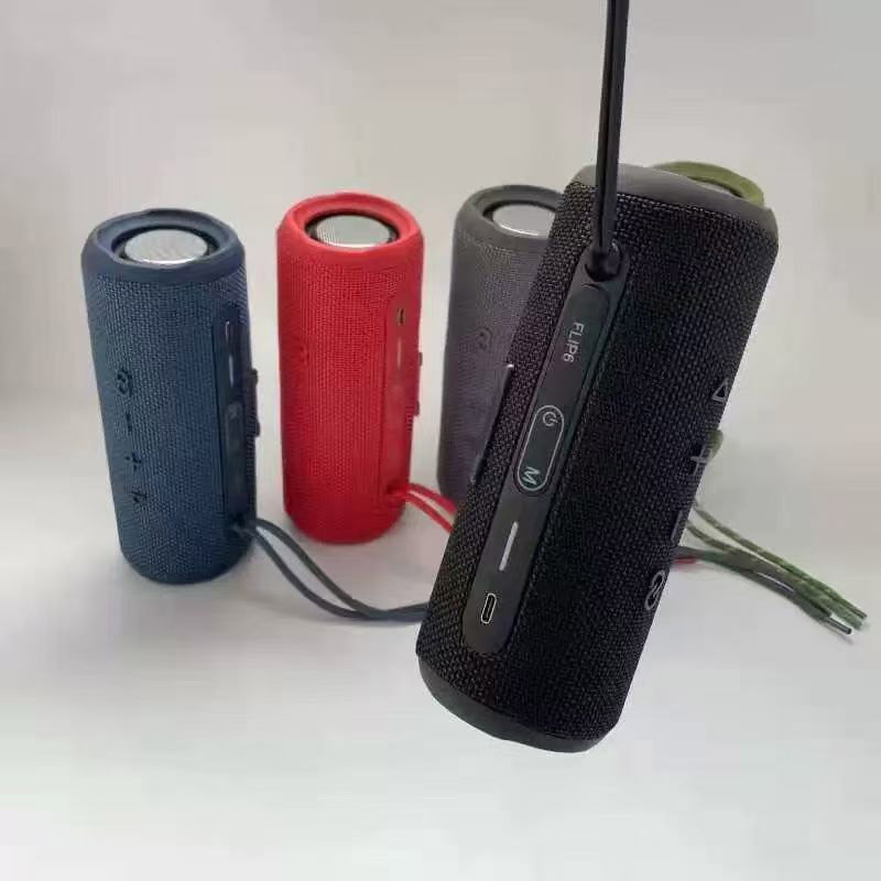 Prijenosni Bluetooth zvučnik Flip6 s dvostrukim 5W driverima, izlazna snaga 10W, Bluetooth 5.3, frekvencijski raspon 100Hz-20kHz, SNR ≥95dB