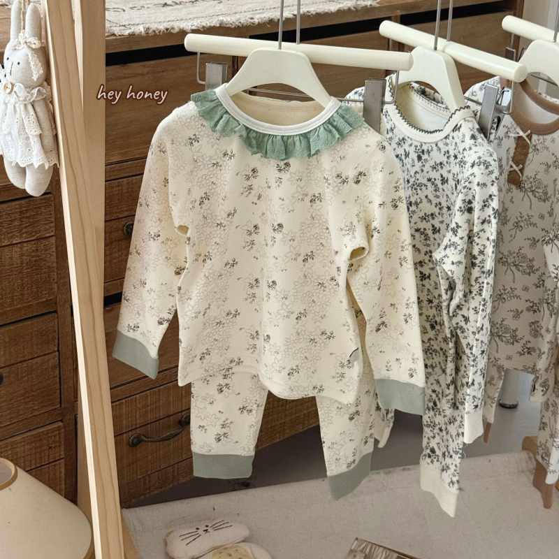 Unisex vaikų pižamų komplektas iš švelnios medvilnės su pūkiniu pojúčiu, storas, apvalus kaklas, 3-8 m amžiaus, 95% medvilnė