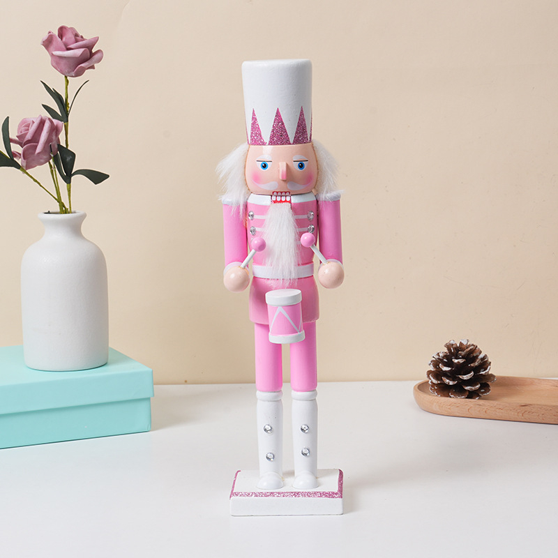 HB1158 Дървен Nutcracker Soldier Ornament — Модерно изкуство Коледна декорация, Марка HB