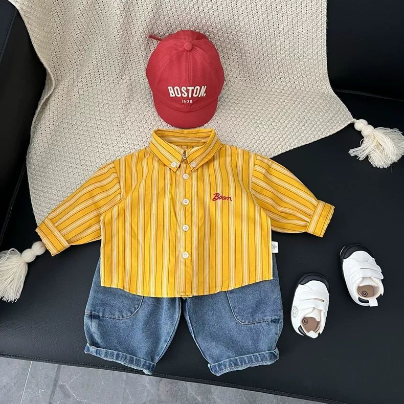 Laste triibuline särk, pikad varrukad, lapelkrae, 85–95% puuvill.