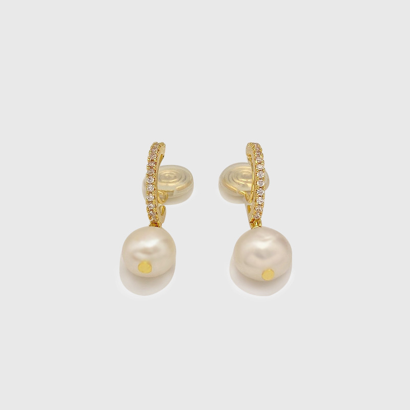 Auskari ar klipsiem ar saldūdens pērlēm, franču stila, ģeometrisks dizains, elektroplātēts pārklājums, dabisks stil