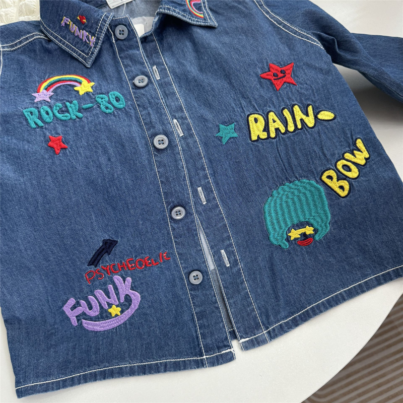 Dječja džins košulja, japanski stil, ovratnik s reverom, dugi rukavi, crtani uzorak, pamuk-elastan tkanina (95% pamuk, 5% elastan)