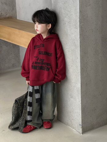 Laste džinipüksid fliisvooderdusega, vaba lõigatud sirge paigutus, 85% puuvill, pehme viimistlus, keskmine talje