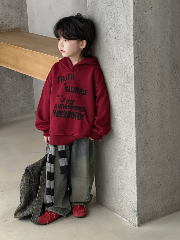 Laste džinipüksid fliisvooderdusega, vaba lõigatud sirge paigutus, 85% puuvill, pehme viimistlus, keskmine talje