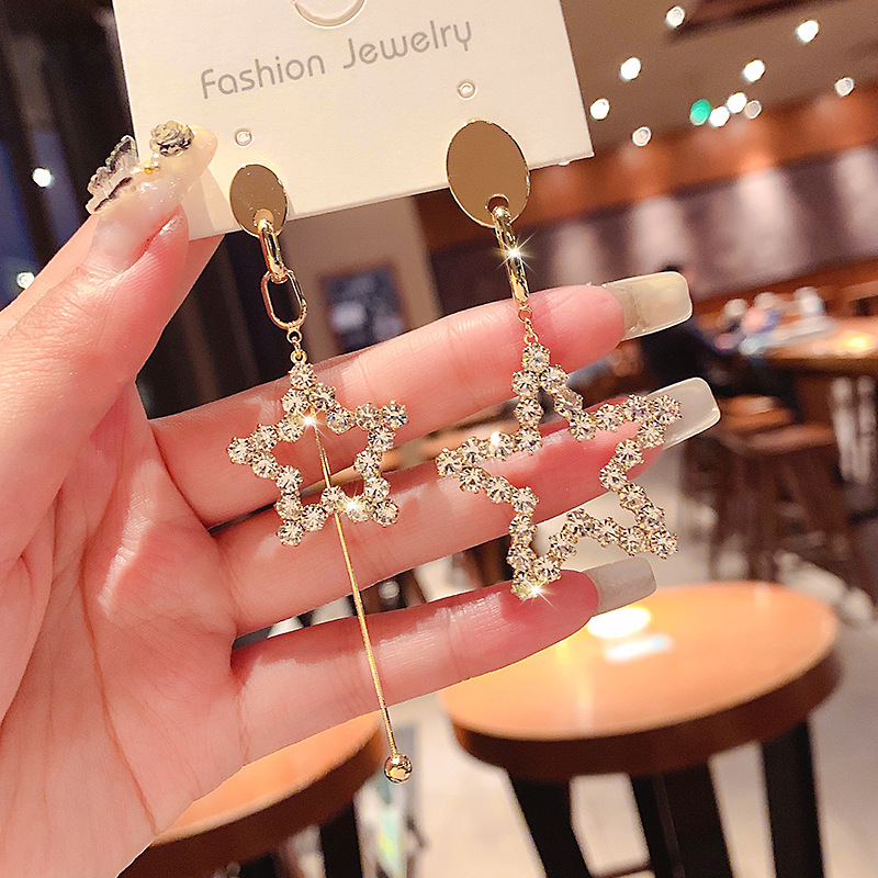 Kõrvarõngad segamoodustest, südamekujuline disain, tsirkoon, kevad 2023, naistele