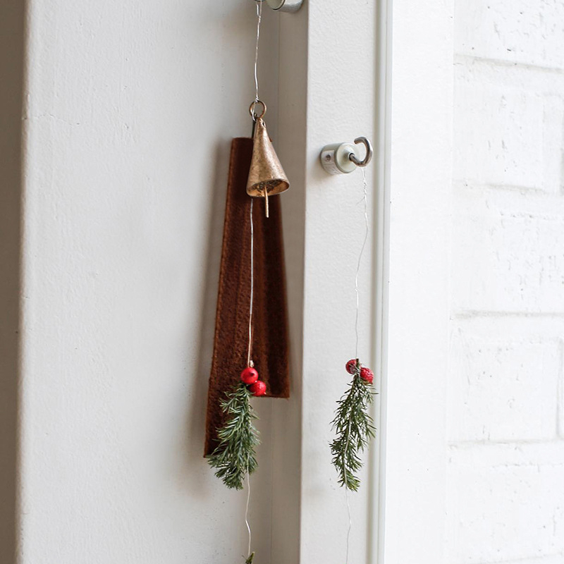 Метален висящ звън за Коледа — винтидж стил, персонализируем, коледен подарък (Метал; Винтидж; Персонализируем; Коледен подарък)