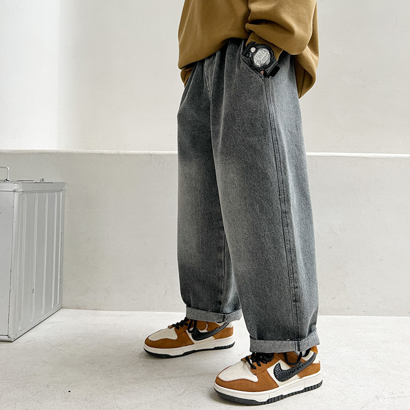 Vaikų džinsai su tiesia kojų linija, laisvalaikio stilius, medvilnė 62.2%, vidurinė juosta su elastine juosta, ruduo 2025