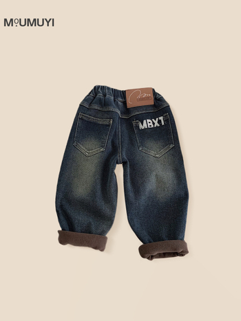 Bernių džinsinės kelnės su flisu, korejiečių versija, vidutinio dydžio juosta su elastingu diržu, flisinis audinys, išorė: 97% medvilnė / 3% elastanas; pamušalas: 94% poliesteris / 6% elastanas; vaikams 3-8 m