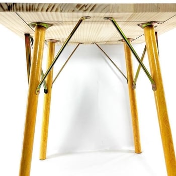 Nagnuta potpora noge blagovaonskog stola, željezo, moderni minimalistički stil, trokutasti podržavač