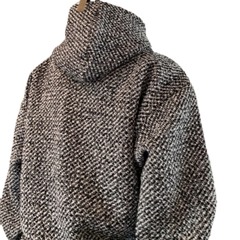 Muški hoodie pulover – udoban kroj, dugi rukavi, okrugli izrez, poliester 96%+, bočne džepove