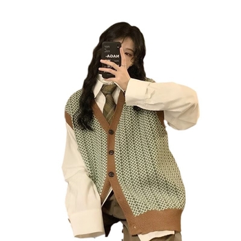 Corduroy vest puuvillase voodriga, kitsas lõige, V-kaelus, kapuuts