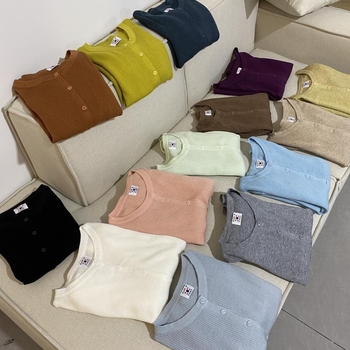 Ultra-tanki najlonski kardigan s patchwork detaljem, široki kroj, dugi rukavi, okrugli ovratnik