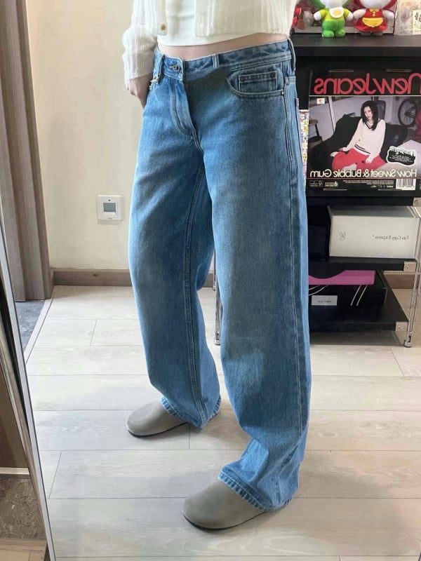 Sieviešu džinsi, taisns piegriezums, viduklis vidējā līmenī, denims, kokvilna 95%+, smilšu mazgāšana