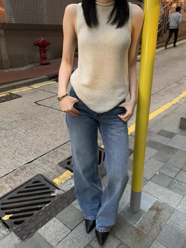 Sieviešu džinsi, taisns piegriezums, viduklis vidējā līmenī, denims, kokvilna 95%+, smilšu mazgāšana