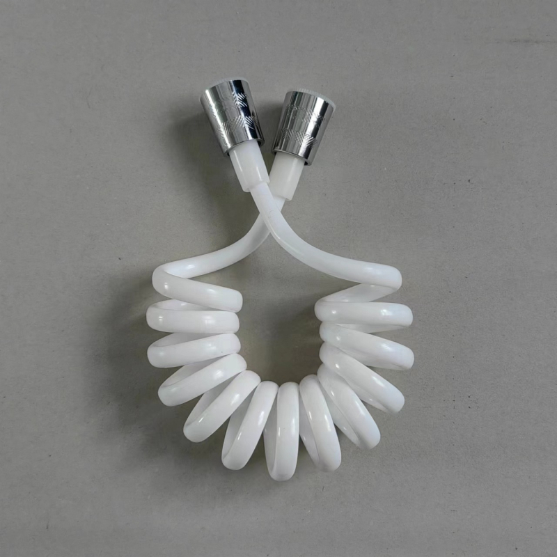 Όπλο ψεκασμού για τουαλέτες με σωλήνα PU, σπειροειδής εγκατάσταση, τηλεσκοπικός σχεδιασμός, μοντέρνο μινιμαλιστικό στυλ