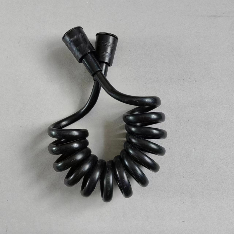 Όπλο ψεκασμού για τουαλέτες με σωλήνα PU, σπειροειδής εγκατάσταση, τηλεσκοπικός σχεδιασμός, μοντέρνο μινιμαλιστικό στυλ