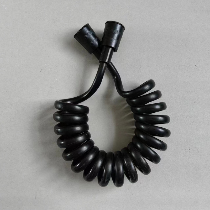 Όπλο ψεκασμού για τουαλέτες με σωλήνα PU, σπειροειδής εγκατάσταση, τηλεσκοπικός σχεδιασμός, μοντέρνο μινιμαλιστικό στυλ