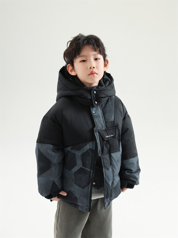 Gyerekeknek készült koreai stílusú téli pehelydzseki kapucnival, kacsa tollal töltve, poliészter bélés