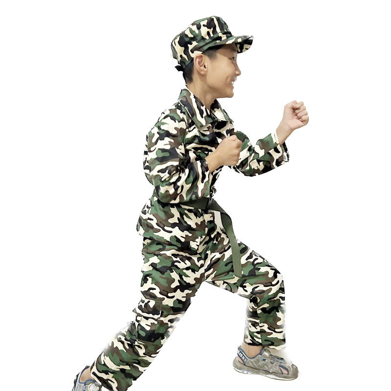 Costum pentru experiență militară pentru copii, camuflaj pentru jocuri de rol, material poliester cu conținut de fibre de celuloză regenerată de 95%+, potrivit pentru sub 17 ani, lansare toamnă 2024.