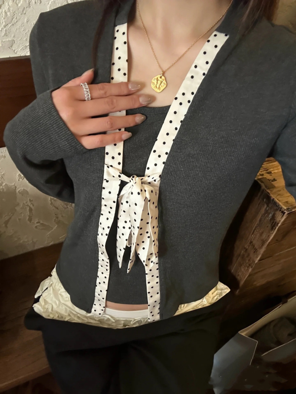 Ženska pletena majica s dugim rukavima, korejskog stila, lažni dvodijelni komplet, materijal rayon, uzorak valovito točkast, V-izrez
