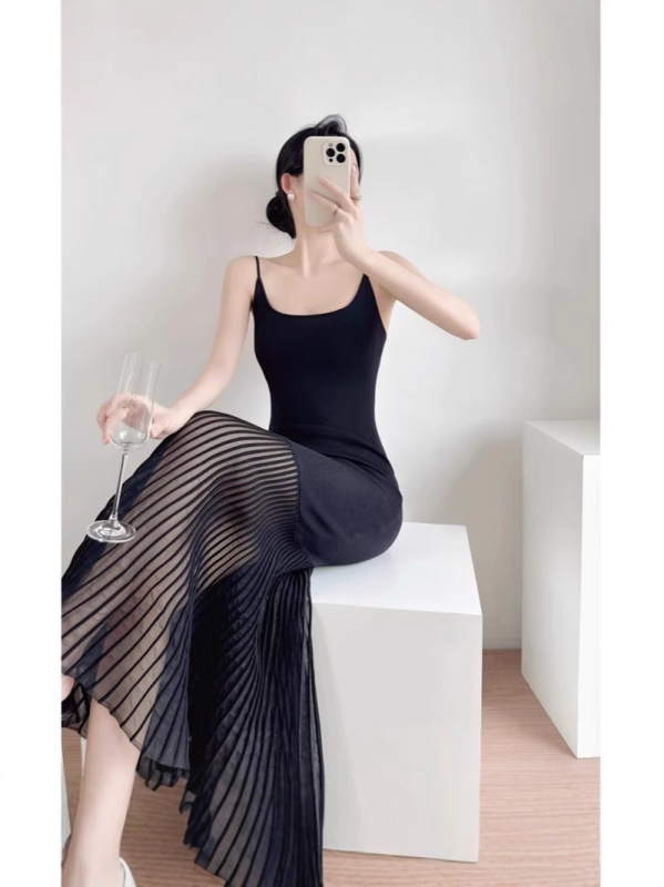 Viskoza vlaknasta pletena haljina, bez rukava, otvorena leđa, sling stil, U-izrez, silueta sirene