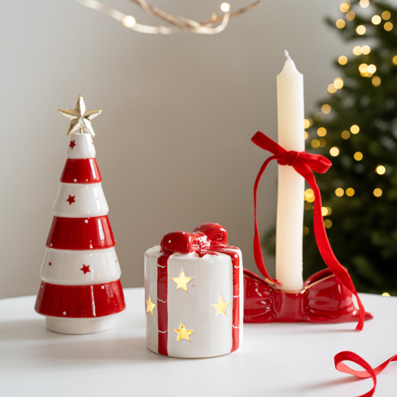 Kerámiából készült karácsonyi gyertyatartó fából készült lovacskával — BJ124, Huiyin, Anyag: kerámia, Stílus: Karácsony