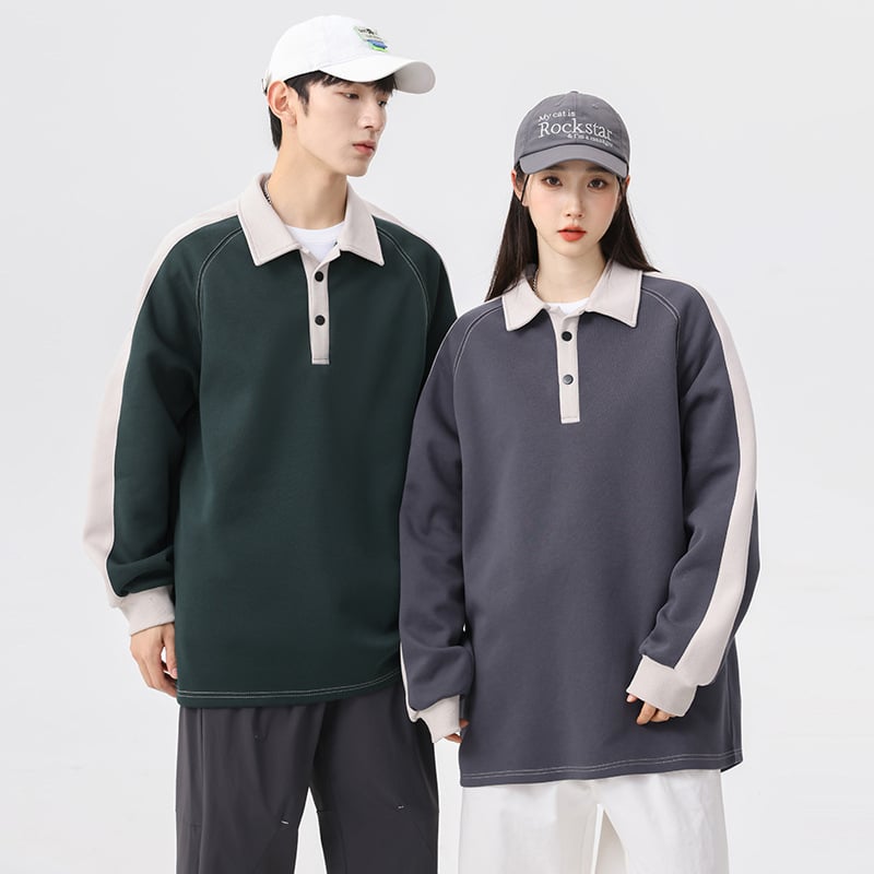 Vyriskas polo megztinis su spalvų blokais, aukštas apykaklė, ilgomis rankovėmis, laisvas kirpimas, poliesteris