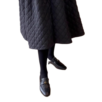 Női loaferek koreai stílusban, felső rész mikroszálas, középmagas sarok 3–5 cm, gumitalp, belső talp mikroszálas bőr