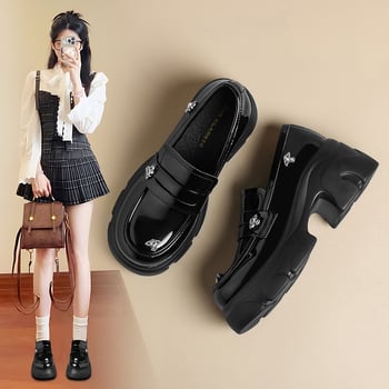 Loafer cipő kerek orrú, PU felsőrész, 6-8 cm vastag sarok, PU talp