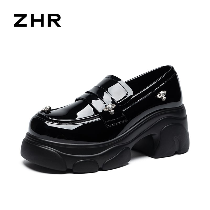 Loafer cipő kerek orrú, PU felsőrész, 6-8 cm vastag sarok, PU talp