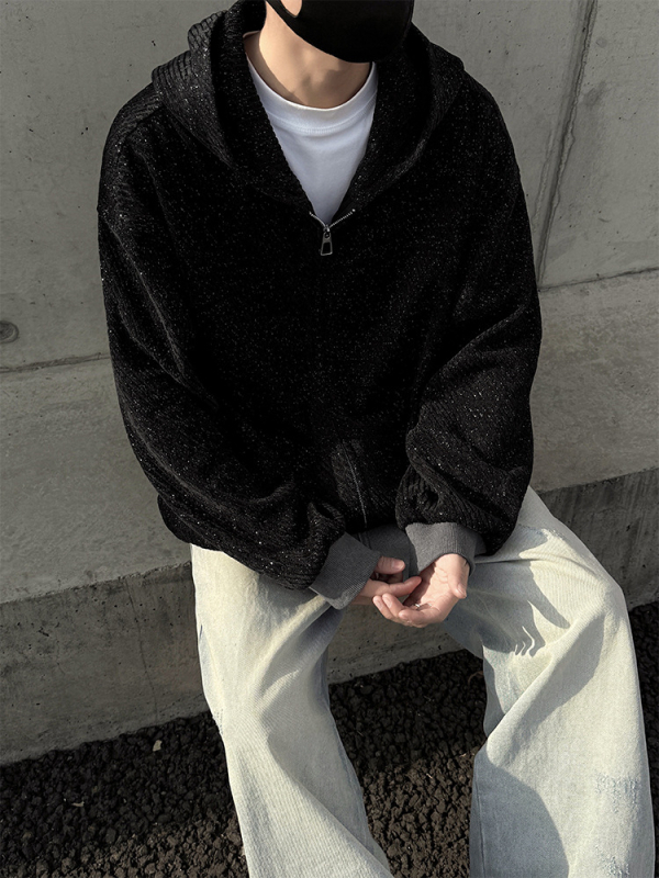 Csíkos kötött modellű dzseki kapucnival, cipzárral, poliészter anyag, laza szabás