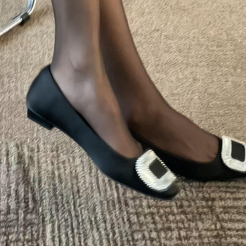 CHAOFUREN Női Mary Jane lapos cipő – szatén felsőrész, négyszögletes orr, alacsony sarok (<3 cm), belső juhbőr