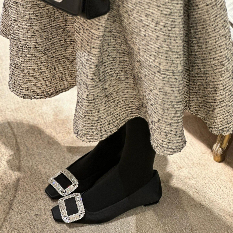 CHAOFUREN Női Mary Jane lapos cipő – szatén felsőrész, négyszögletes orr, alacsony sarok (<3 cm), belső juhbőr