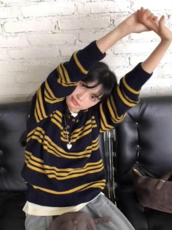 Pulover tricotat cu glugă, dungat, din lână cu amestec de viscoză, inspirat de design coreean, stil casual, mâneci lungi