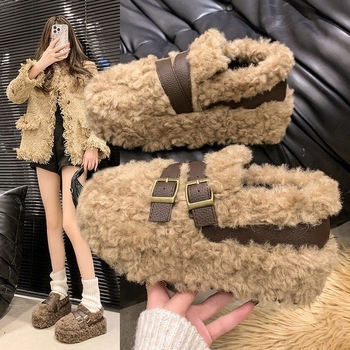 Γυναικεία γούνινα παπούτσια με παχιά σόλα, slip-on, πάνω μέρος από συνδυασμό υλικών, βαμβακερή επένδυση, καουτσούκ σόλα